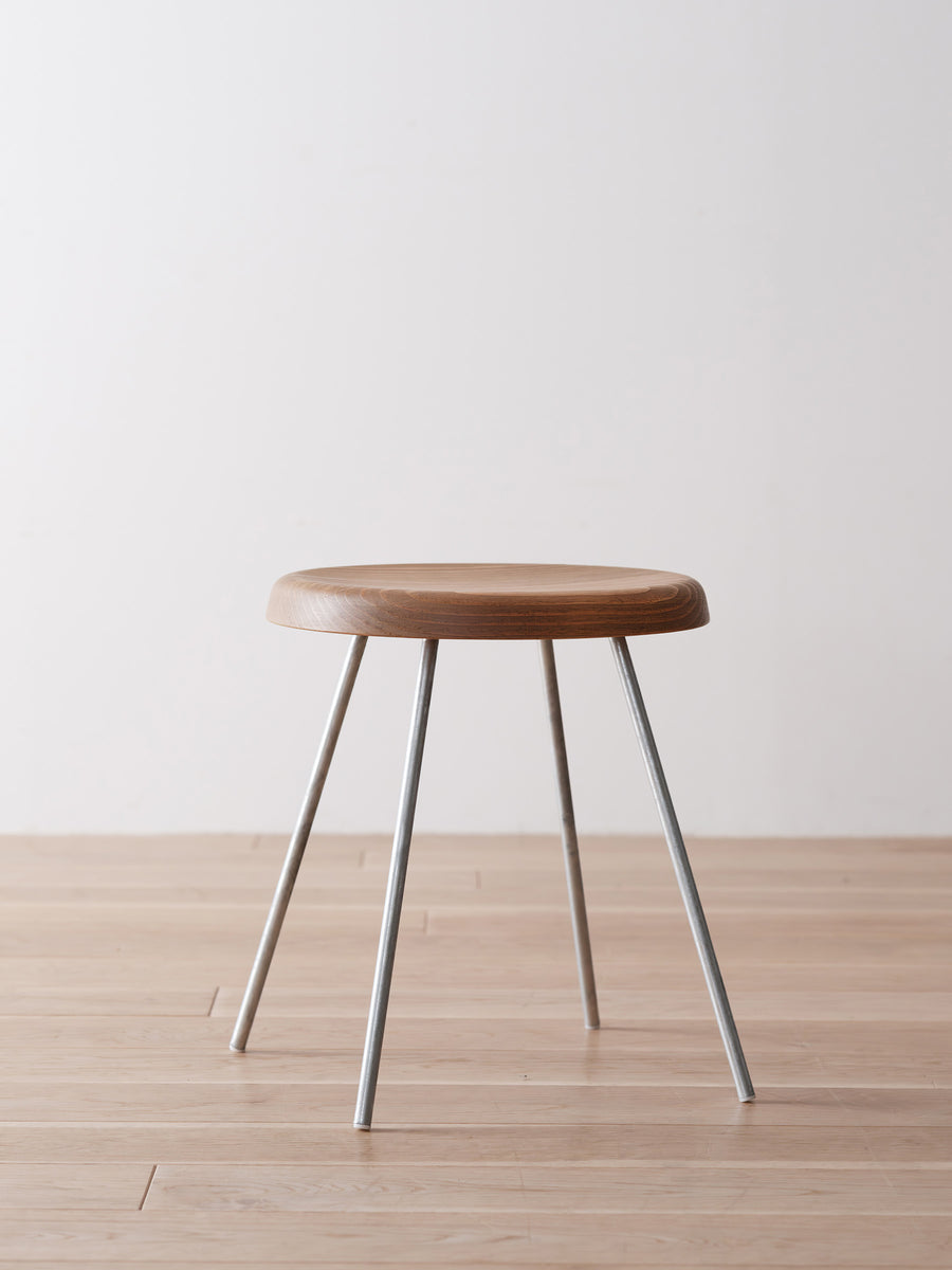 STABILE Stool | Pine Wood