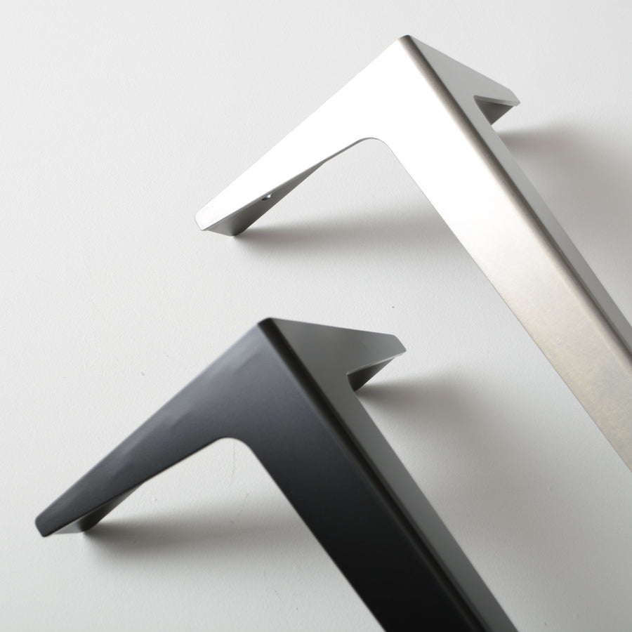 FORMS JM-Type Table | Oak