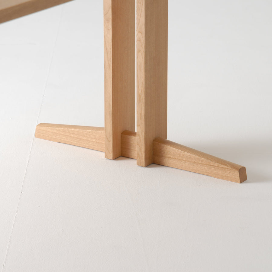 FORMS N-Type Table | Oak