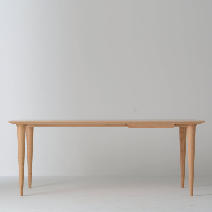 Resty Dining Table | Oak