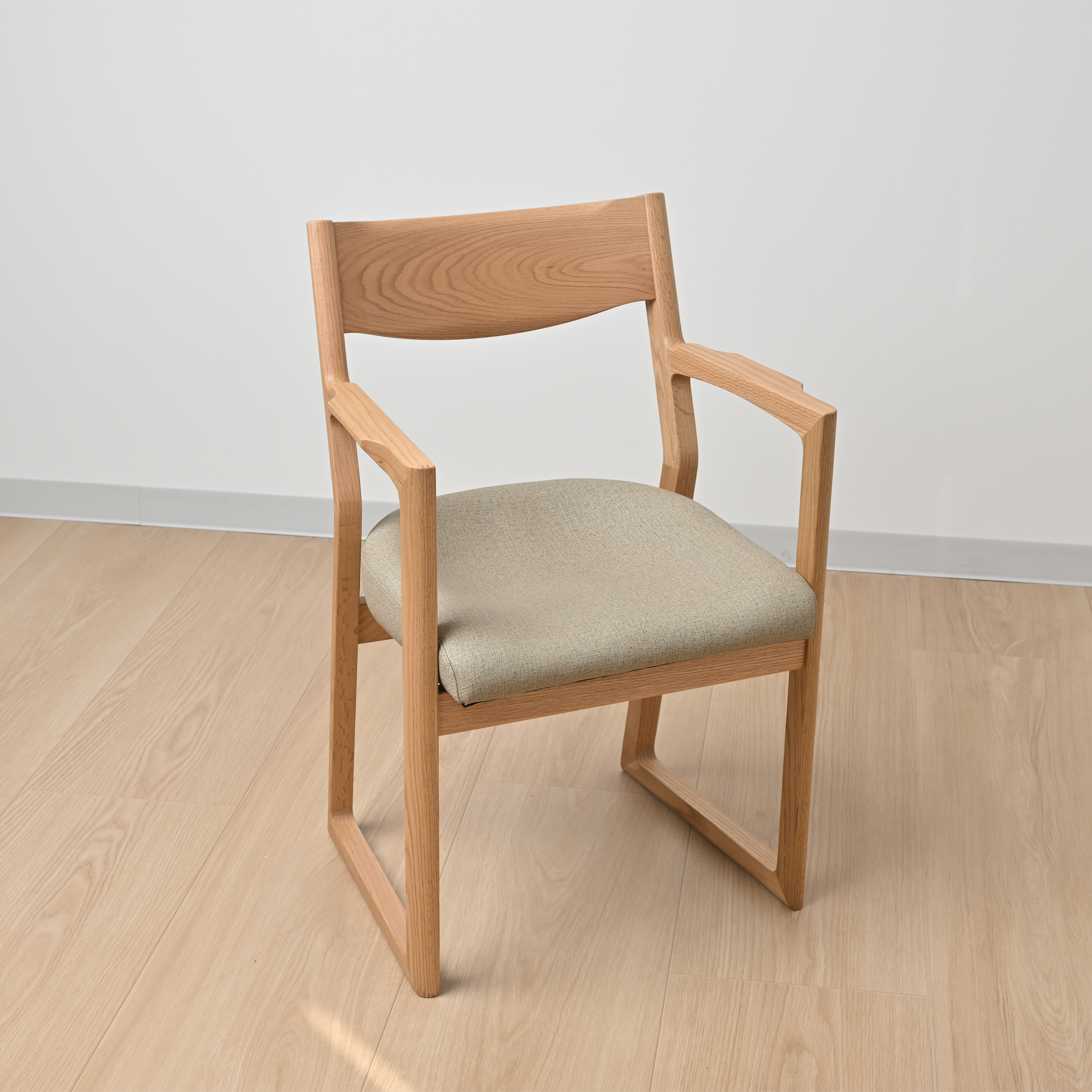 Ritz Wellness Armchair – atomi pte ltd