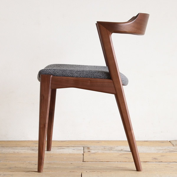 Geppo Seed Fabric Cushioned Dining Chair | Walnut