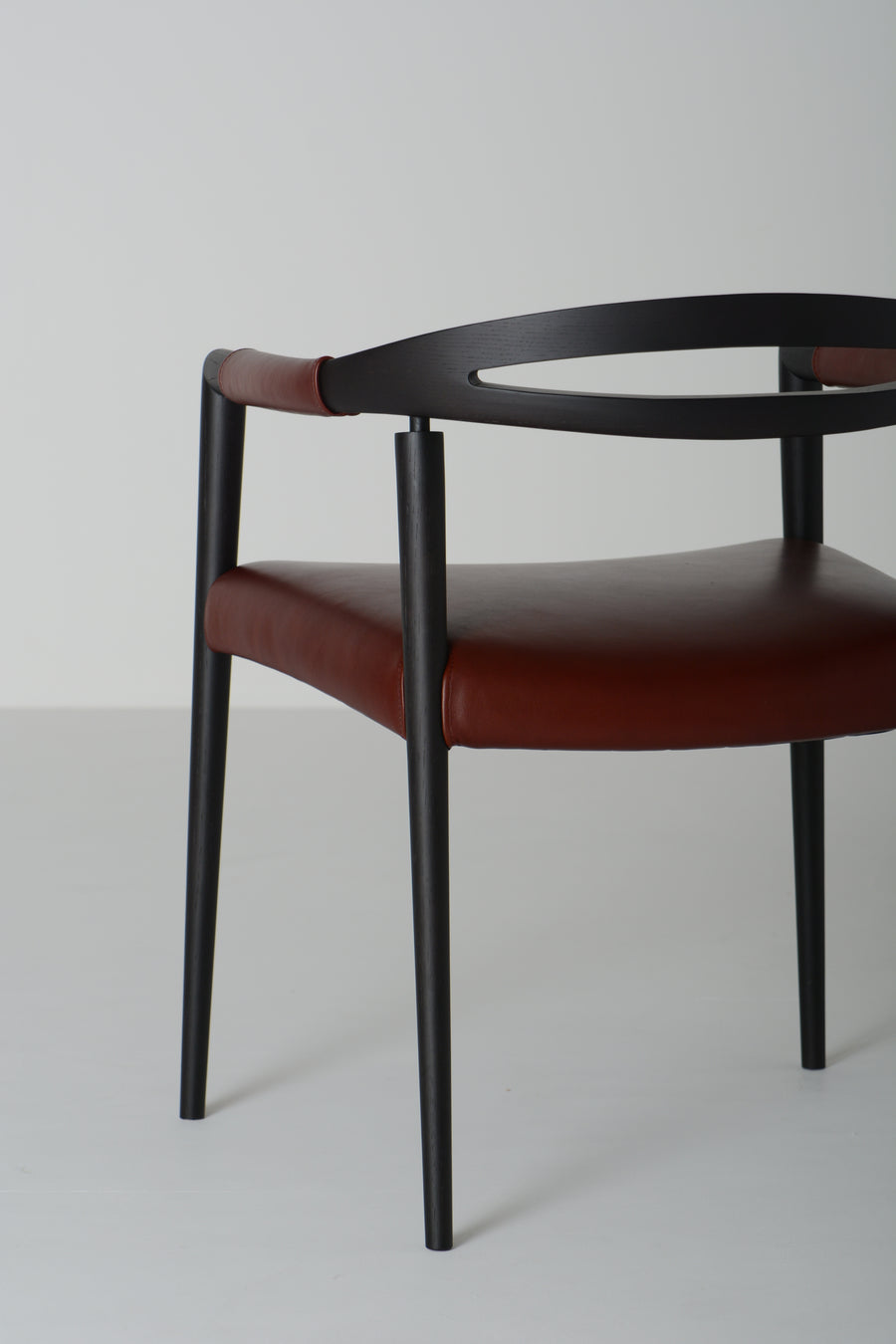 N(en) SOLA Armchair | Oak Black