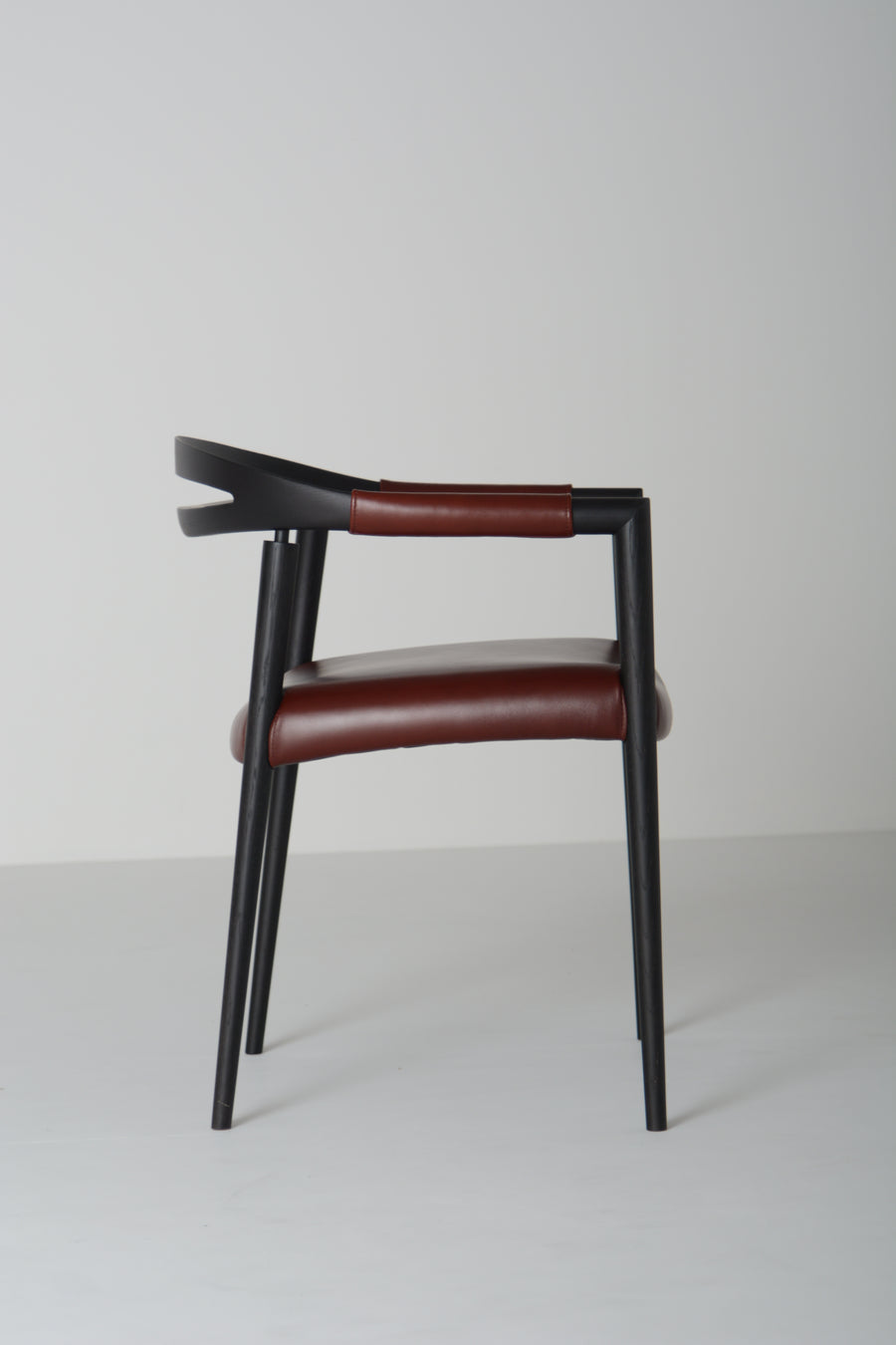 N(en) SOLA Armchair | Oak Black