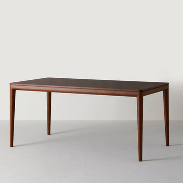 N(en) SOLA Table | Walnut