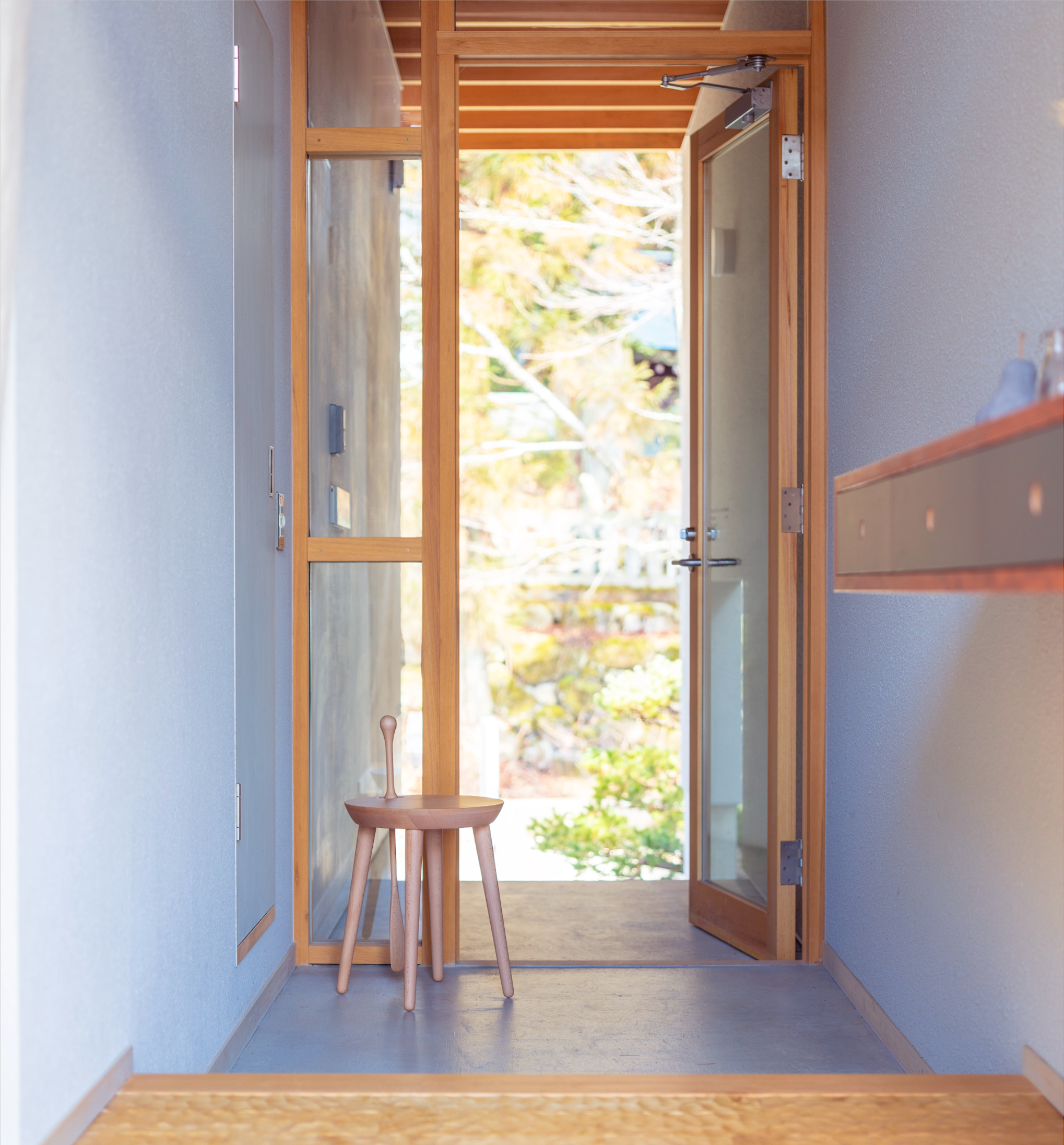 ac-cent Step Step – atomi pte ltd