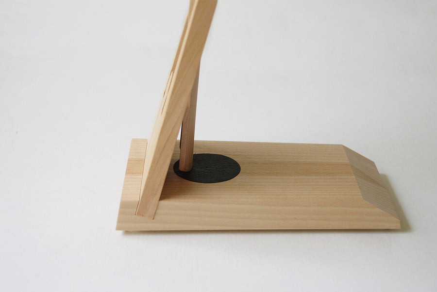 Wooden Shoehorn with Stand