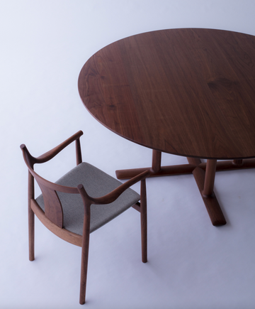 Chorus Dining Table (Round) ø1500 | Walnut Wood